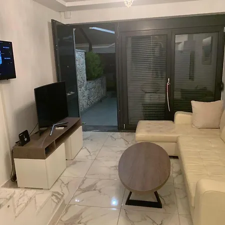 Luxury Maisonette Blue Stone
