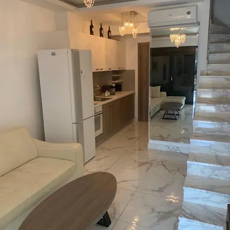 Szálloda Luxury Maisonette Blue Stone 4*