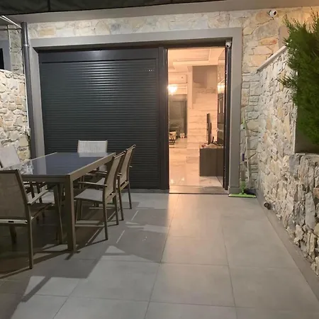 Szálloda Luxury Maisonette Blue Stone 4*